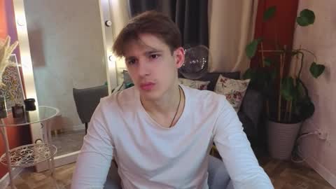 Snapshot of alexs_771 chatting on 03-20-26, 12:21 Dennis online show from 03-20-26, 12:21