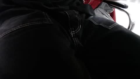 Alex online show from 01-05-25, 01:35