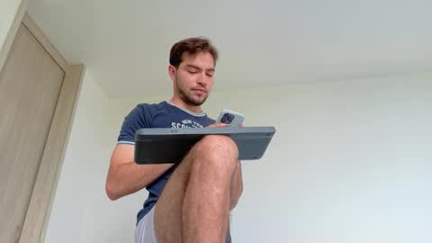 Alex online show from 11-21-25, 09:02