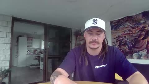 Alex online show from 03-25-26, 03:23