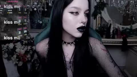 Snapshot of alexx_succubus chatting on 01-26-25, 10:57 Alexx Succubus online show from 01-26-25, 10:57