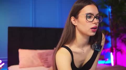 Alexxis Rae online show from 11-26-25, 04:46