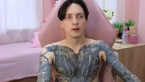 Alex online show from 10-04-25, 09:07