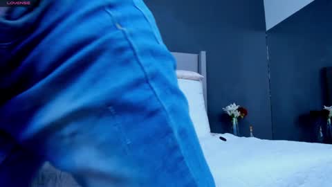 Alexo Rossie online show from 01-20-25, 04:23