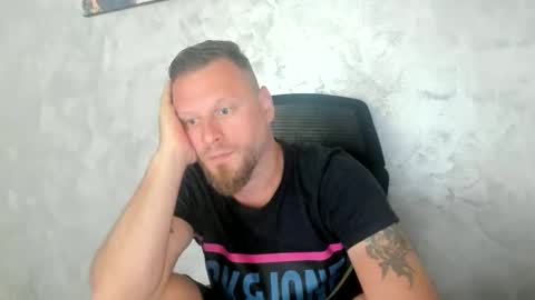 Snapshot of alexyno2020 chatting on 05-29-26, 08:12 alexyno2022 ONLYFANS online show from 05-29-26, 08:12