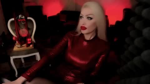 Snapshot of alfa_female chatting on 01-03-25, 12:41 AlfaFemale online show from 01-03-25, 12:41