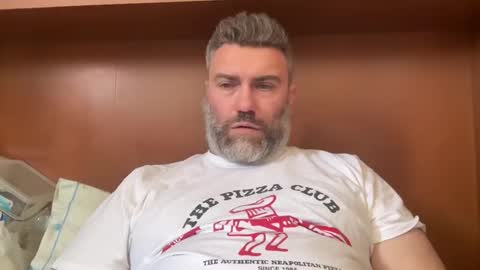 Snapshot of alfali chatting on 05-19-26, 12:44 alfali online show from 05-19-26, 12:44