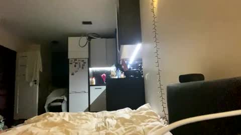 Alex online show from 10-26-25, 10:25