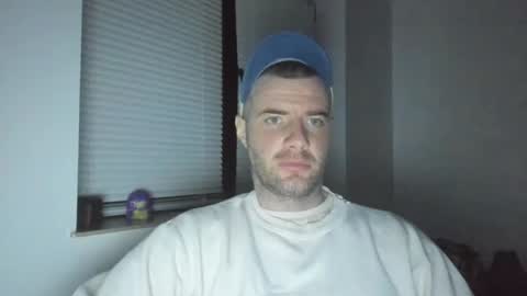 alfiesolomons87 online show from 03-04-25, 07:54