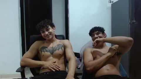 Snapshot of alfred_cantillo chatting on 05-25-26, 06:19 alfred_cantillo online show from 05-25-26, 06:19