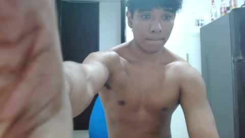 Snapshot of alfred_cantillo chatting on 05-26-26, 01:12 alfred_cantillo online show from 05-26-26, 01:12