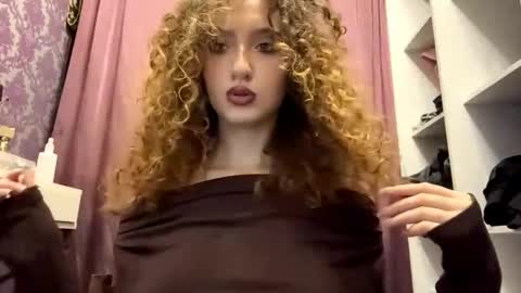 Tatiana online show from 11-15-25, 02:24