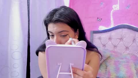 Snapshot of alfresii_rivera chatting on 12-20-24, 04:04 Carolina Join The Fan Club online show from 12-20-24, 04:04