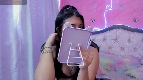 Snapshot of alfresii_rivera chatting on 01-20-25, 03:18 Carolina Join The Fan Club online show from 01-20-25, 03:18