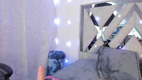 Snapshot of alfresii_rivera chatting on 03-11-25, 12:17 Carolina Join The Fan Club online show from 03-11-25, 12:17