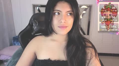 Snapshot of alfresii_rivera chatting on 09-14-25, 11:48 Carolina Join The Fan Club online show from 09-14-25, 11:48