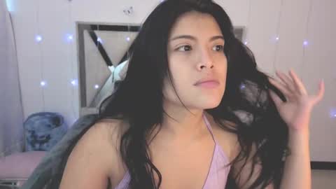 Snapshot of alfresii_rivera chatting on 11-11-25, 11:10 Carolina Join The Fan Club online show from 11-11-25, 11:10
