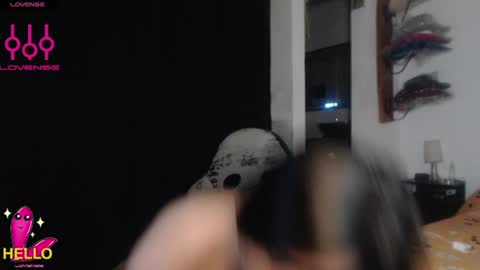 Snapshot of alguien_mas01 chatting on 07-07-26, 04:04 cami online show from 07-07-26, 04:04