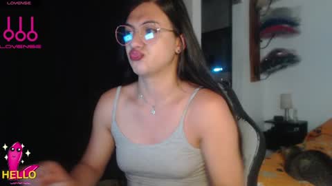 Snapshot of alguien_mas01 chatting on 07-10-26, 09:23 cami online show from 07-10-26, 09:23