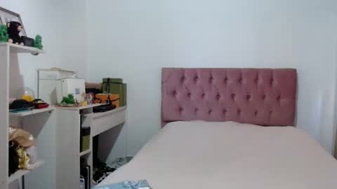 Alia      Anjali  online show from 10-22-25, 12:16