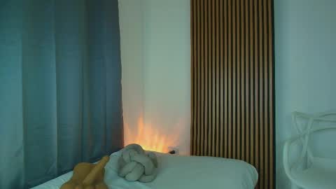 Snapshot of alia_sweet_ chatting on 04-24-26, 12:46 Alia online show from 04-24-26, 12:46