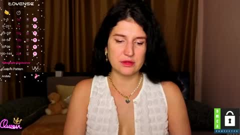 Snapshot of alianna_solo_kiss chatting on 05-29-26, 11:30 Alianna online show from 05-29-26, 11:30
