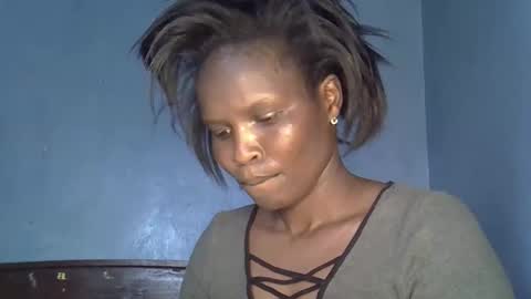 Snapshot of alic_crazy chatting on 11-23-25, 11:10 alic_crazy online show from 11-23-25, 11:10