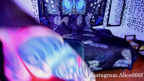 ALiCE ROSE online show from 10-17-25, 06:54