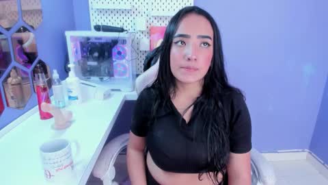 Snapshot of alice_26__ chatting on 01-19-26, 02:21 alice_26__ online show from 01-19-26, 02:21