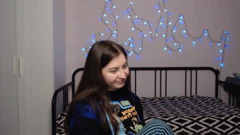 Alice online show from 12-11-24, 10:16