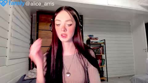 Snapshot of alice__aris chatting on 02-26-26, 03:22 Alice Aris online show from 02-26-26, 03:22