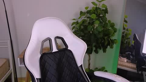 your Alice online show from 01-15-25, 09:41