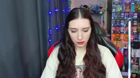 Snapshot of alice_bailey chatting on 02-26-25, 12:25 Alice online show from 02-26-25, 12:25