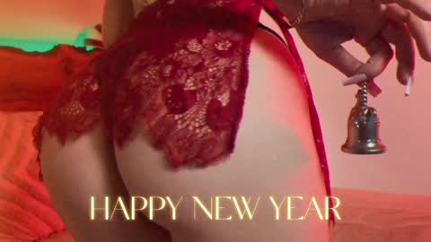 Snapshot of alice_bess chatting on 12-21-24, 01:10 Alice.....Welcome to my room Lets get to know each other better and have an unforgettable time online show from 12-21-24, 01:10