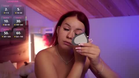 Snapshot of alice_bess chatting on 10-01-25, 09:15 Alice.....Welcome to my room Lets get to know each other better and have an unforgettable time online show from 10-01-25, 09:15