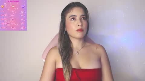 Snapshot of alice_cespedes chatting on 05-27-26, 10:18 alice_cespedes online show from 05-27-26, 10:18