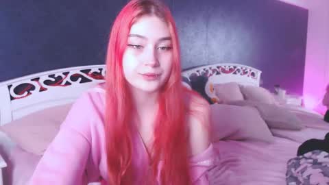 Snapshot of alice_clark13 chatting on 01-16-26, 11:58 Alis online show from 01-16-26, 11:58