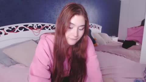 Snapshot of alice_clark13 chatting on 02-18-26, 09:11 Alis online show from 02-18-26, 09:11