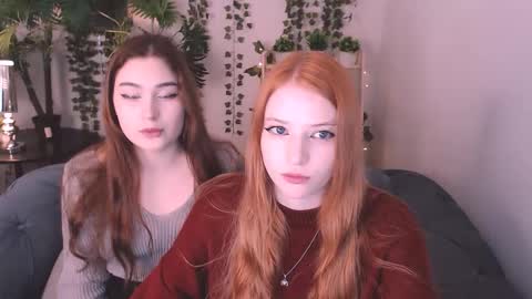 Snapshot of alice_clark13 chatting on 03-09-26, 11:25 Alis online show from 03-09-26, 11:25