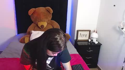 Snapshot of alice_cross20 chatting on 02-07-26, 12:58 kia online show from 02-07-26, 12:58