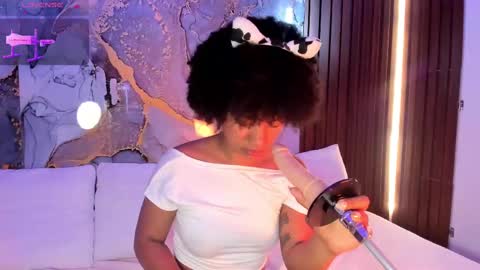 Mey online show from 10-07-25, 09:23