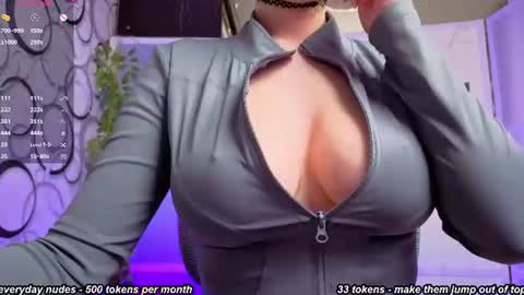 Snapshot of alice_dusk_ chatting on 06-26-26, 09:14 Alice online show from 06-26-26, 09:14