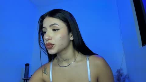 Snapshot of alice_fox___ chatting on 01-15-25, 12:47 Manuela online show from 01-15-25, 12:47