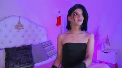 Snapshot of alice_graay_ chatting on 12-27-24, 06:46 Alice Graay online show from 12-27-24, 06:46