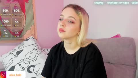alice_halle online show from 03-05-25, 04:13