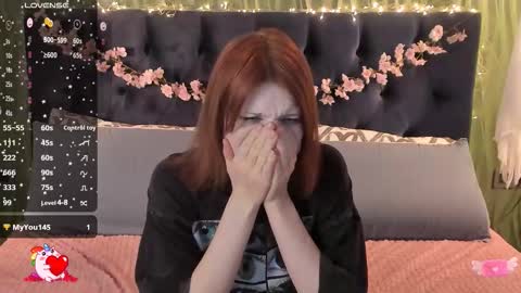 Snapshot of alice_langley chatting on 10-11-25, 11:31 Alice 3 online show from 10-11-25, 11:31