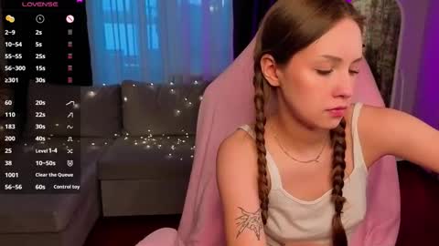 Snapshot of alice_loft chatting on 02-04-26, 04:51 Alice online show from 02-04-26, 04:51