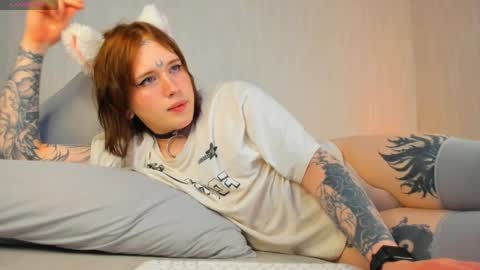  Alice  online show from 04-25-26, 12:19