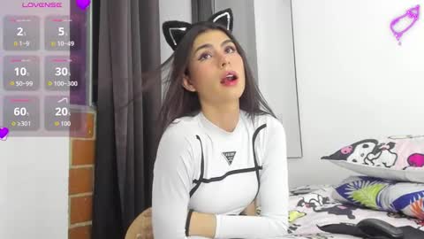 Snapshot of alice_oceans chatting on 11-09-25, 06:55 Alice Oceans. online show from 11-09-25, 06:55