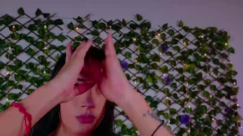 Snapshot of alice_rous21 chatting on 05-10-26, 02:00 alice_rous21 online show from 05-10-26, 02:00